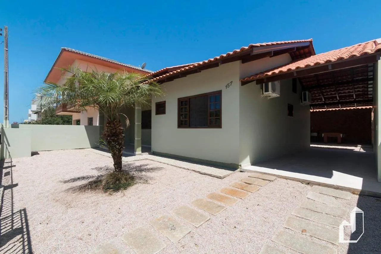 Casa Terrea Com 03 Dormitorios Perfeita Para Suas Ferias Bombinhas 0*,